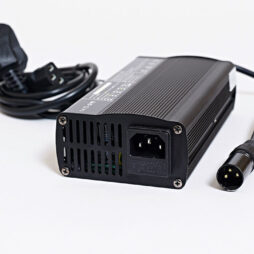 24v MOBILITY SCOOTER WHEELCHAIR BATTERY CHARGER 2AMP 5AMP 8AMP.