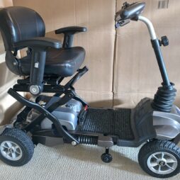 BRONZE TGA MAXIMO folding Lithium mobility scooter