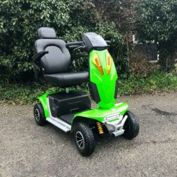 Monarch Vogue XL. 8mph Mobility Scooter. BRAND NEW CONDITION. PART EX WELCOME!!